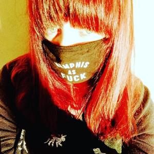 Meet your Posher, Hillary